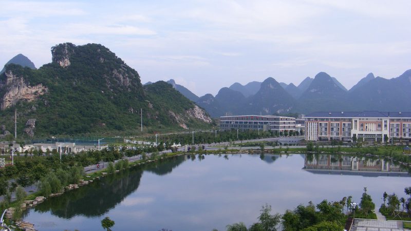 线路板设计：揭秘价格构成与影响因素