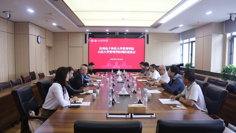 PCB打样：揭秘样板快板周期与报价的奥秘